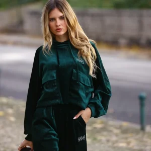 Suéter Veludo Verde com Capuz - Gaëlle Paris